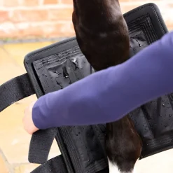 Shires Equestrian ARMA Hot/Cold Relief Boots