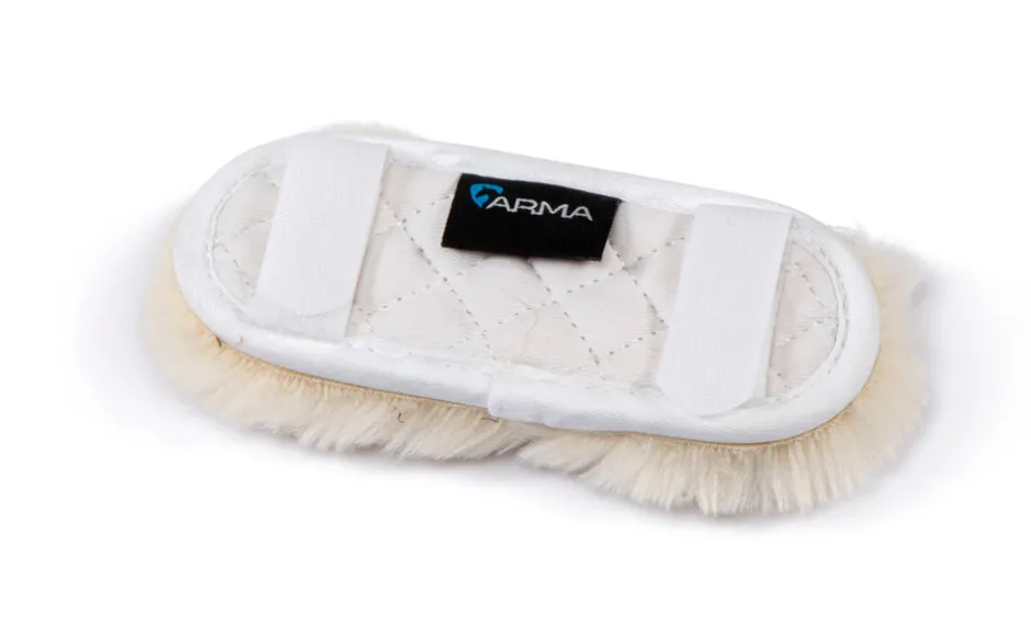 Shires Equestrian ARMA SupaFleece Chin Guard