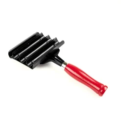 Shires Equestrian EZI-GROOM Jockey Curry Comb