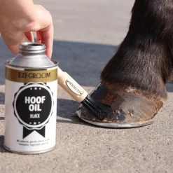 Shires Equestrian EZI-GROOM Premium Oil Brush