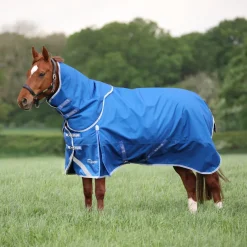 Shires Equestrian Highlander Original 200 Turnout Rug & Neck Set